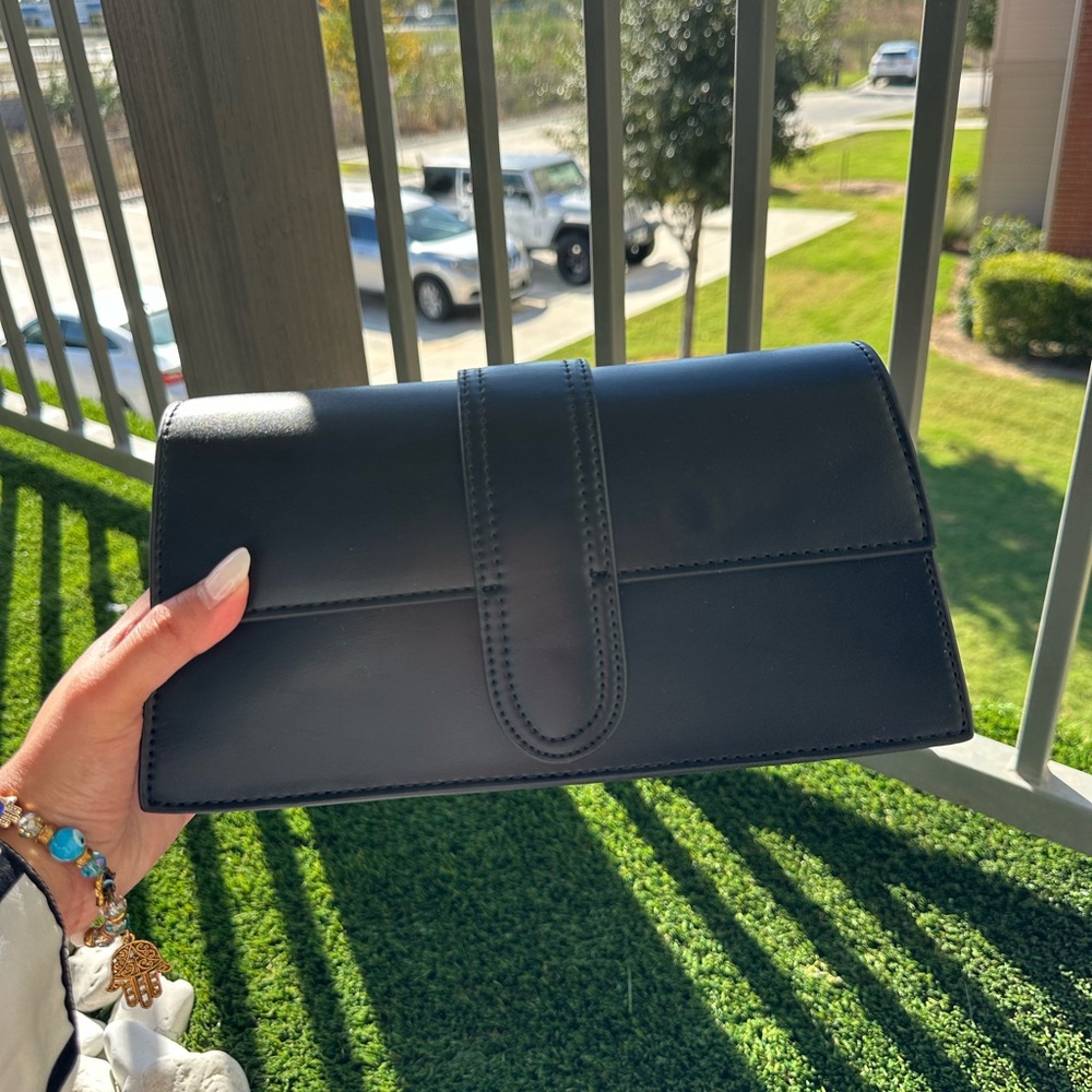 Elegant Black Women's Clutch